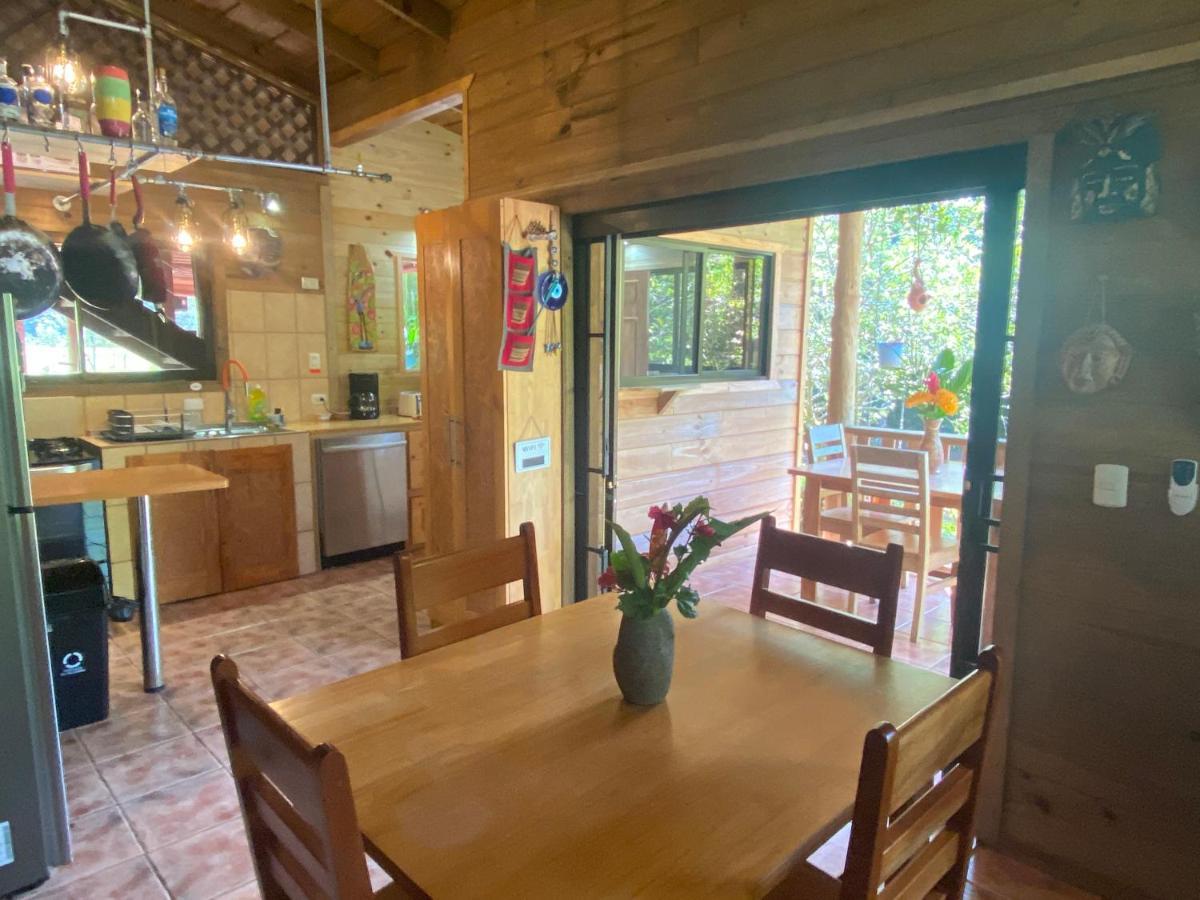 Uvita Oasis Retreat With Villa Cabins And Apartment Exterior photo