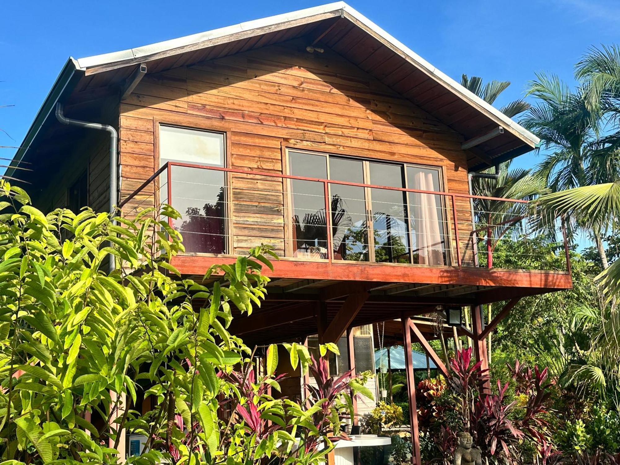Uvita Oasis Retreat With Villa Cabins And Apartment Exterior photo
